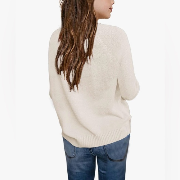 NEW BATERMOON Girls Long Sleeve Heart Pattern Crewneck Knit Sweater. - Picture 2 of 6